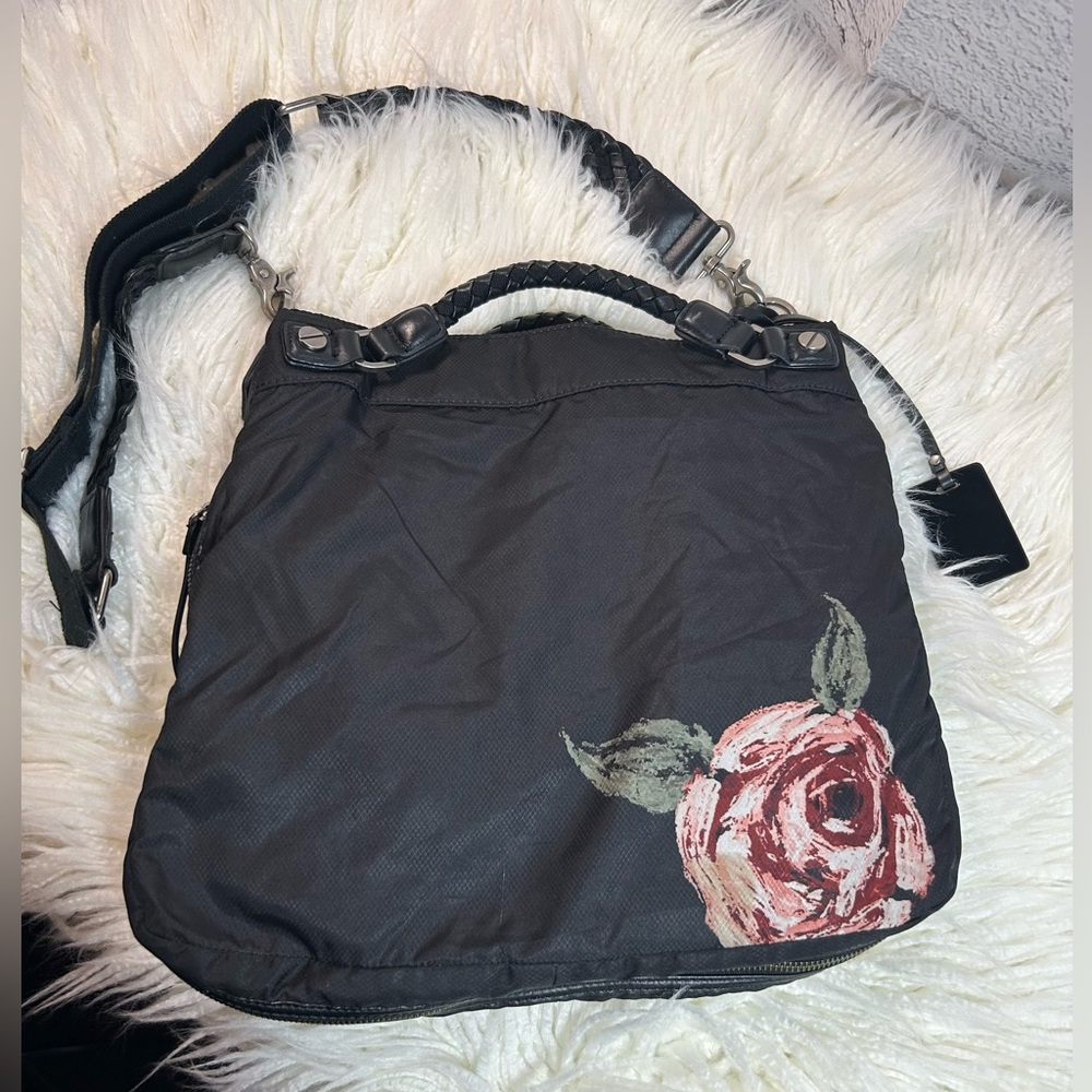 L.A.M.B. Designer Roses Crossbody Bag🌹 - Picture 3 of 11